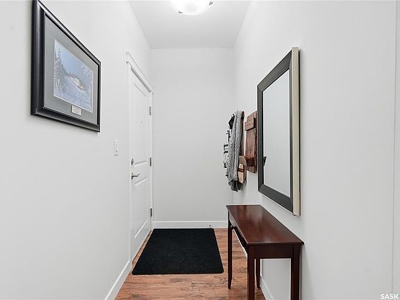 4th image of UNIT 101-110 Hampton CIRCLE