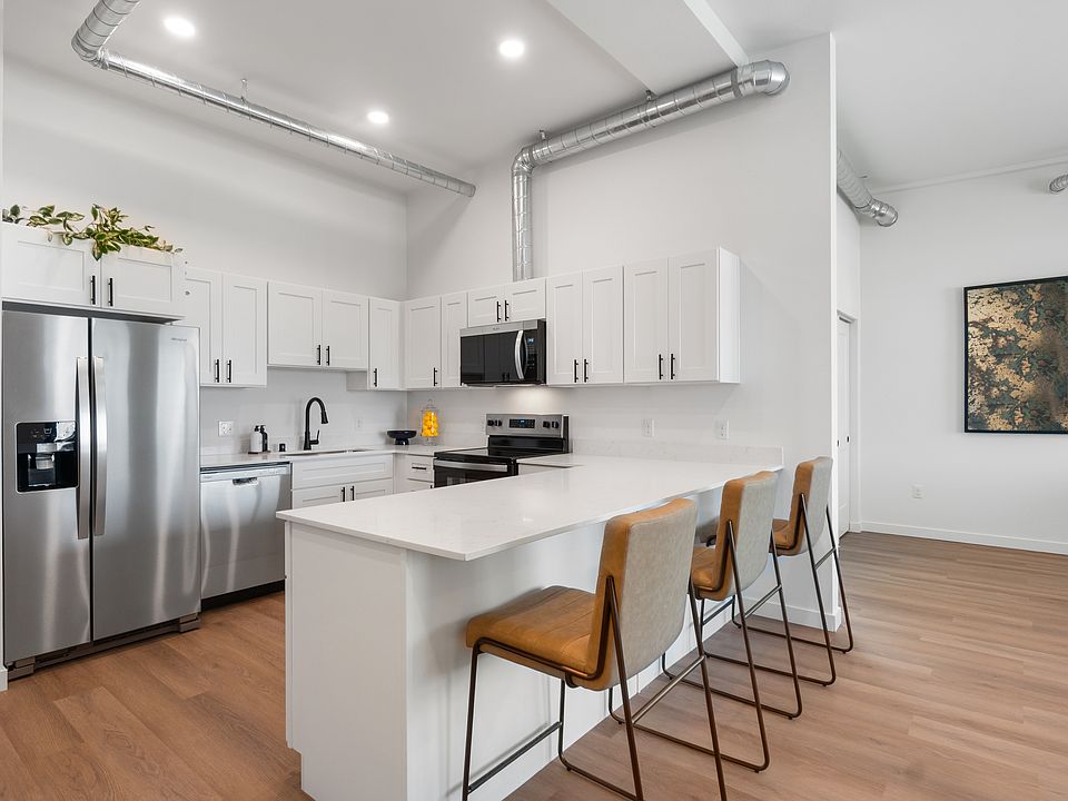 1st image of 505 Union Ave SE #205