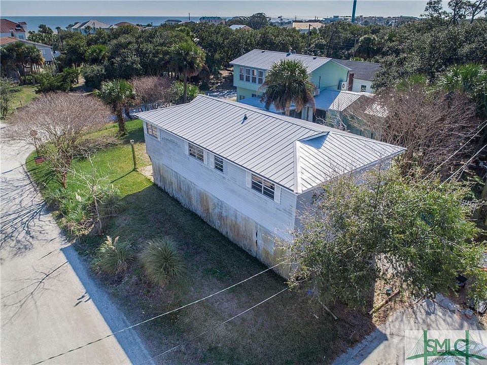 2nd image of 1 Jones Ave