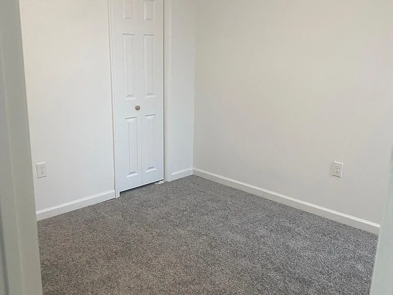 1111 Thomas St — Photo 15