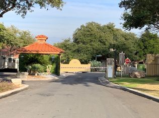 18942 Calle Cierra, San Antonio, TX 78258