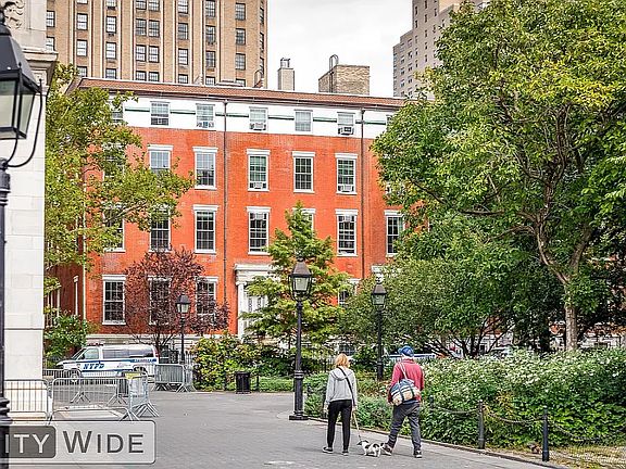 5th image of 236 Mulberry St #5