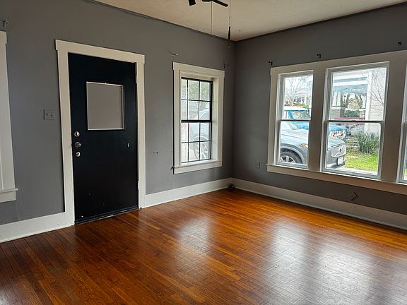 3rd image of 4011 Lafayette Ave #0