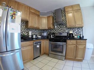 909 Hamilton St NE, Washington, DC 20011