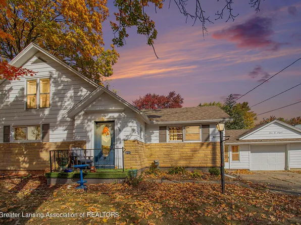 608 W Park St, Saint Johns, MI 48879