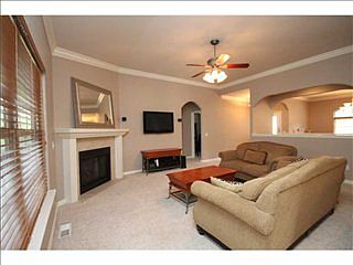 5th image of 22 Ettington Dr