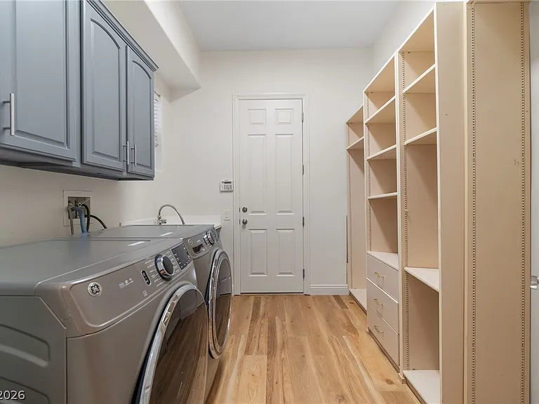 11517 Bohemian Forest Ave — Photo 40