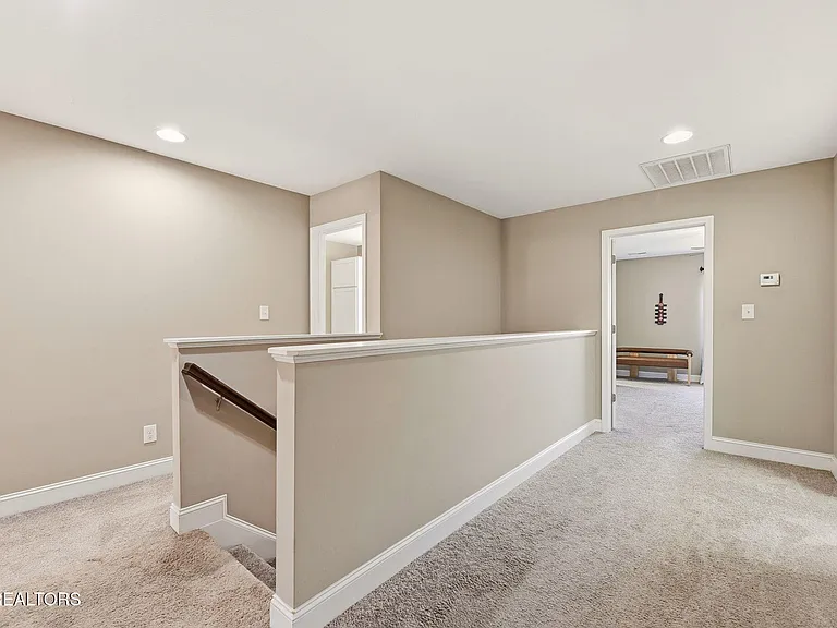 1635 Silver Spur Ln — Photo 18