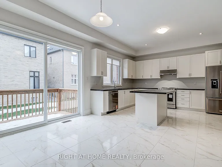 51 Lorrain Hand Cres — Photo 19