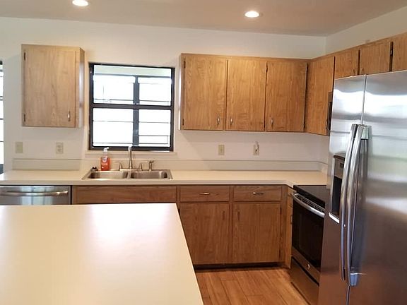 4th image of 2501 Pasco Dr