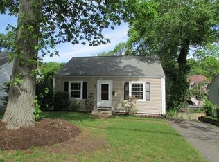 25 Summit Ave, Waltham, MA 02453