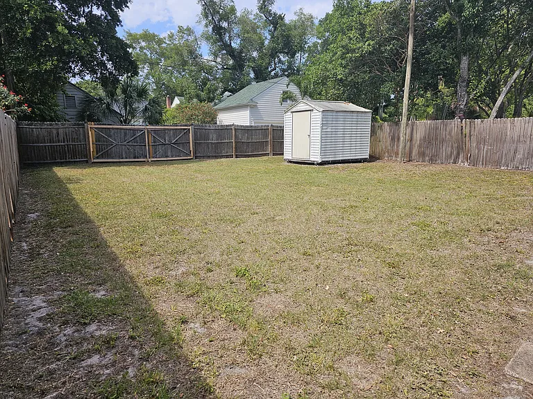 1224 E Powhatan Ave — Photo 8