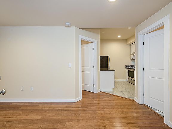 3rd image of 1715 Harvard Ave APT 5