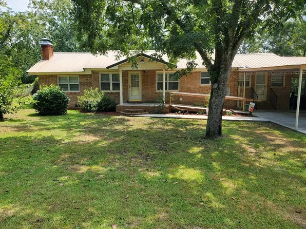 3752 Lingo Rd, Dothan, AL 36303