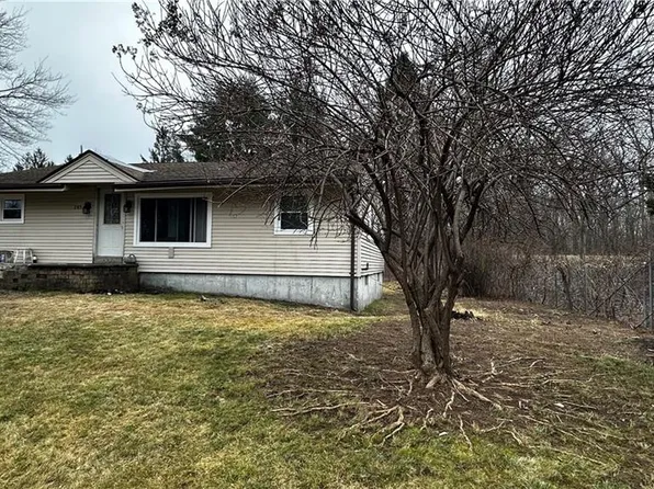 285 Lincoln St, Blackstone, MA 01504