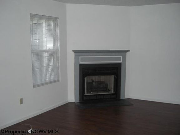 2nd image of 1001 Fritz Cir