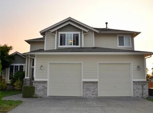 16110 Meadow Rd, Lynnwood, WA 98087