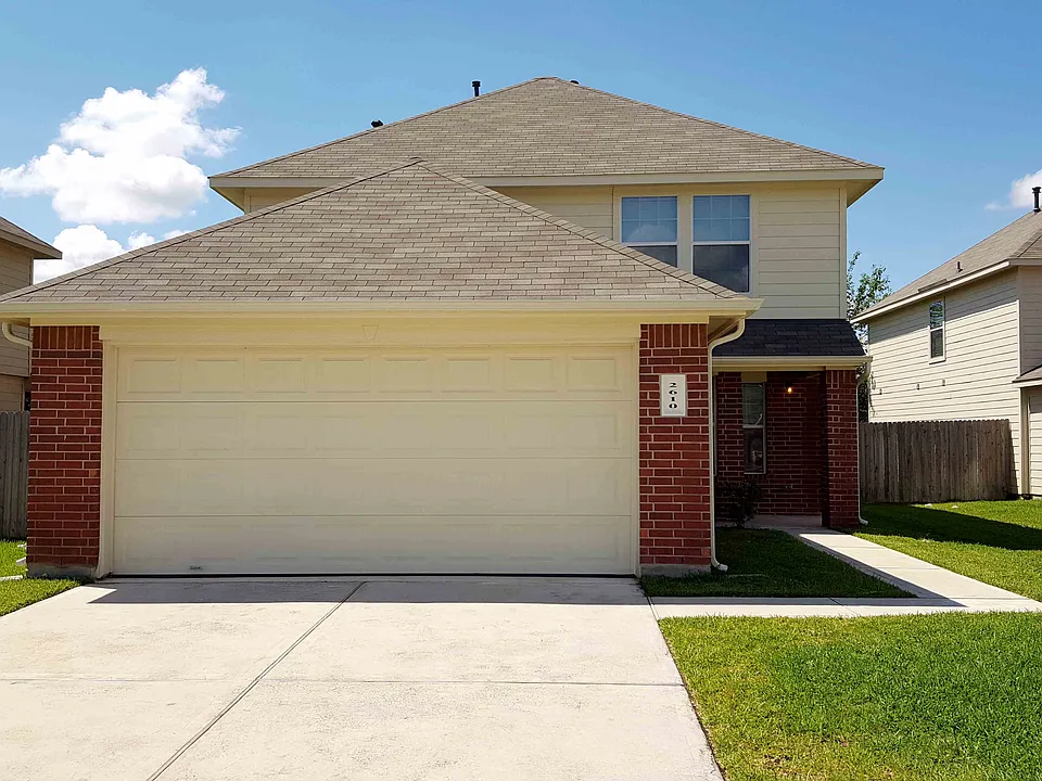 2610 Needles Throw Ln