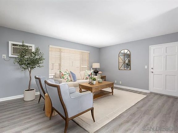 3rd image of 4800 Williamsburg Ln Unit 216