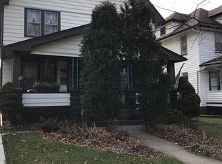 416 9th St, Elyria, OH