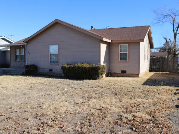 613 S Maddox Ave, Dumas, TX 79029