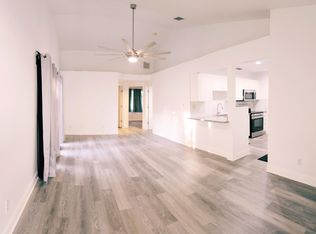 615 NW Australian St, Stuart, FL 34994