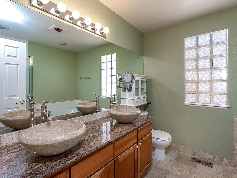14344 White Peak Dr — Photo 21