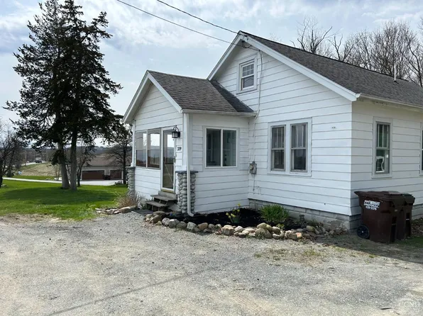 339 Maple Road, New Scotland, NY 12159