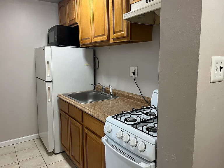 3301 Baring St #5A — Photo 9