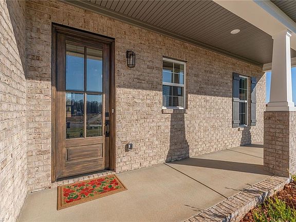 2nd image of 278 Sandpiper Dr
