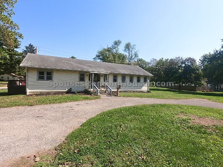 7373 Westfield Blvd — Photo 1