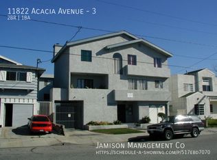 11822 Acacia Ave APT 3, Hawthorne, CA 90250