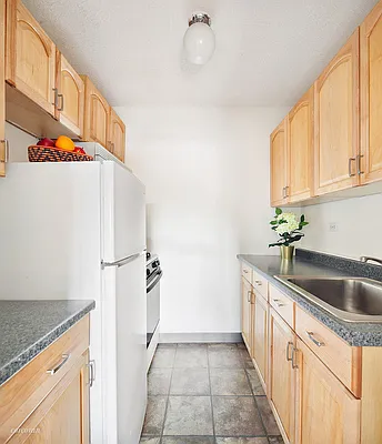 Sold by Corcoran | media 4