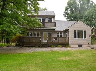 30 Glen Abbey Rd, Hazle Township, PA 18202
