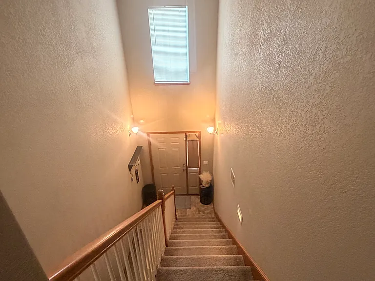 1620 NW Garrett Dr — Photo 11