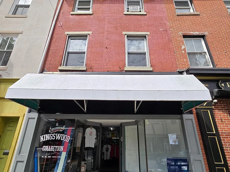 4303 Main St #3 — Photo 2