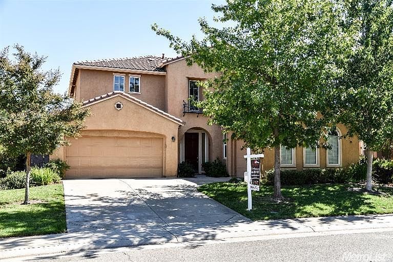 1st image of 1605 Parkway Dr