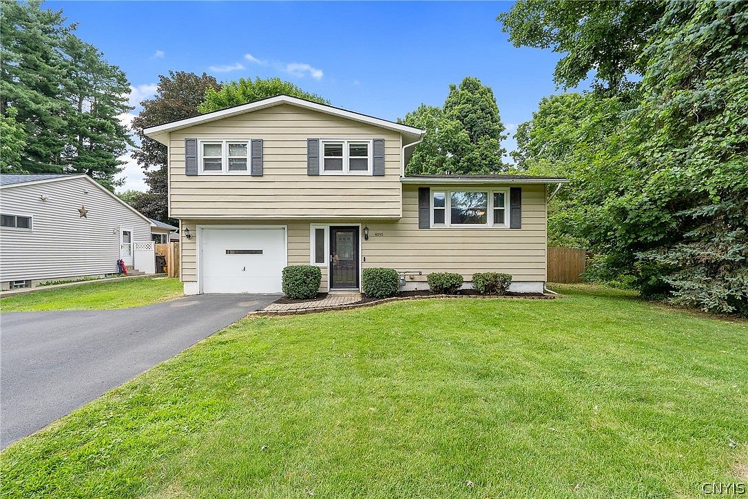 4055 Elmcrest Rd, Liverpool, NY 13090 MLS S1550447 Zillow