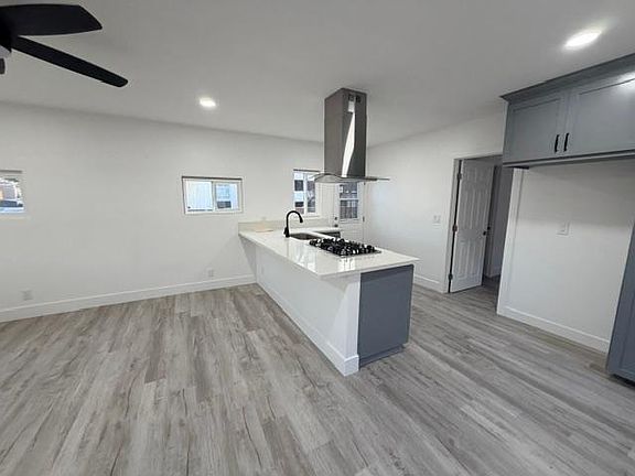 4th image of 8154 Chestnut Ave