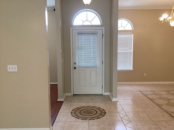 2nd image of 4770 Mountain Breeze Ct S