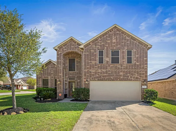 2403 Tall Sequoia Dr, Fresno, TX 77545