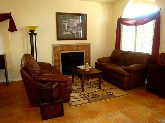 4th image of 624 Phil Hansen Dr