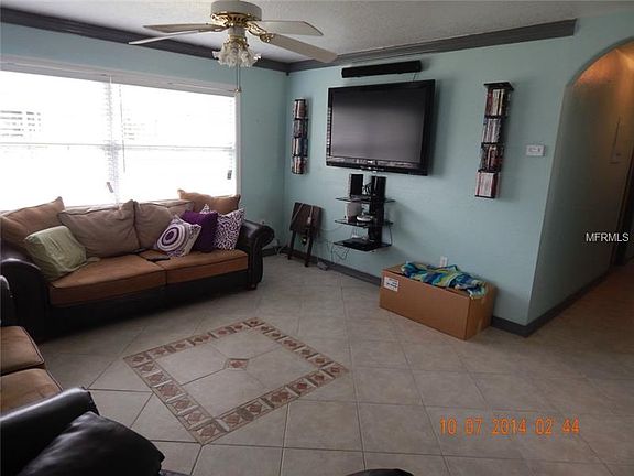 4th image of 6226 White Oak Ln