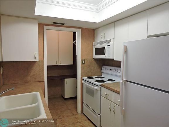 4th image of 4915 NW 54th St