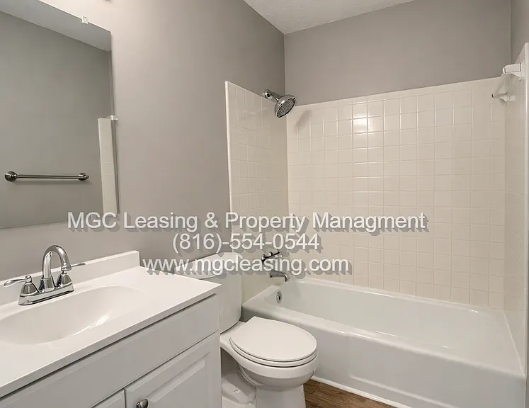 10211-10213 E 78th St — Photo 13