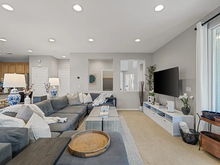 10226 Early Morning Ave — Photo 14