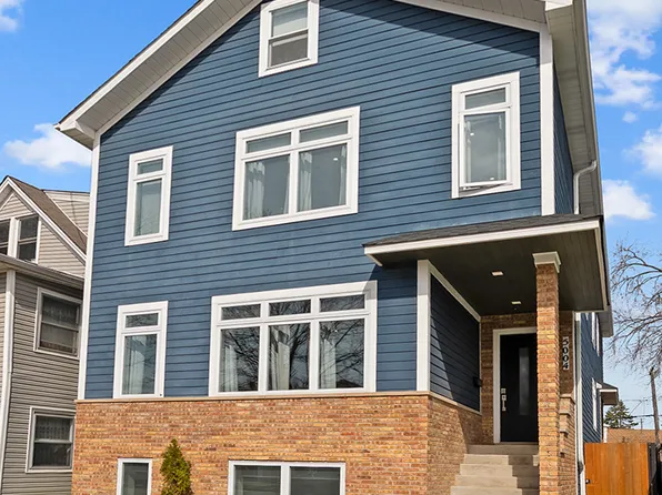 5004 W Argyle St, Chicago, IL 60630