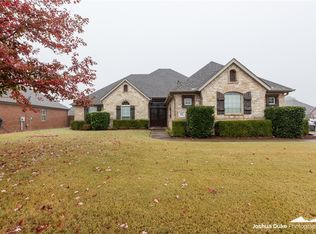 201 Brandon Blvd, Rogers, AR 72756