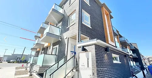 1081 Danforth Rd Photo 1