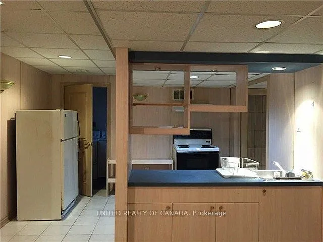 104 Gordon Rowe Cres #LOWER — Photo 4